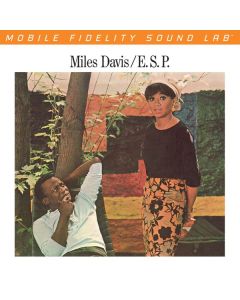 Miles Davis (1926-1991) - E.S.P. (180g) (Limited-Numbered-Edition) (45 RPM) LP