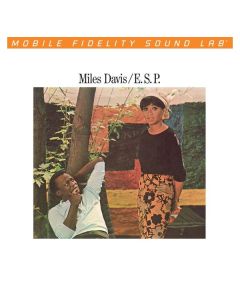 Miles Davis (1926-1991) - E.S.P. (180g) (Limited Numbered Edition) (45 RPM) LP