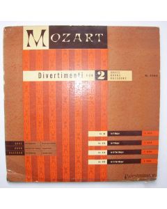 Wolfgang Amadeus Mozart (1756-1791) • Divertimenti for Winds LP