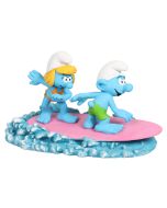 Schlumpfine mit Schlumpf auf dem Surfbrett - Deko-Figur